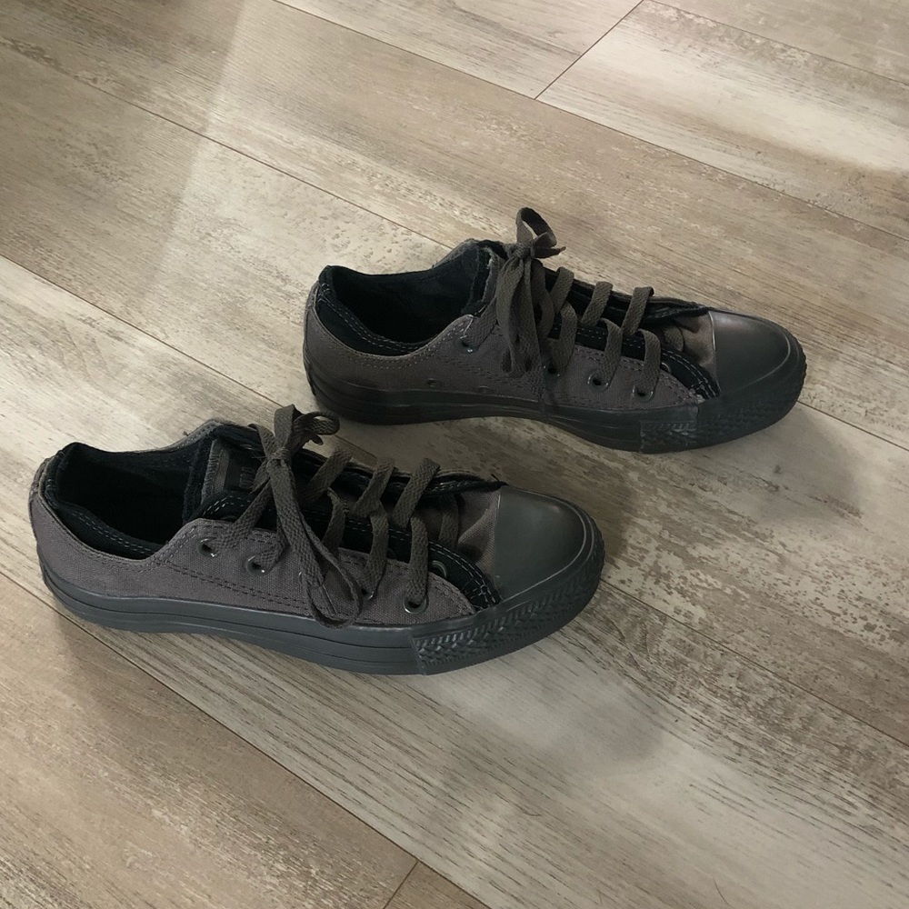 HOLD for @xyecon - Sz 6 Dbl Tongue Blk/Gray Convrs